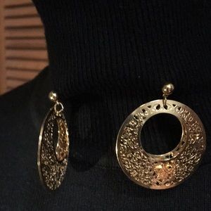 Gold Filigree Earrings